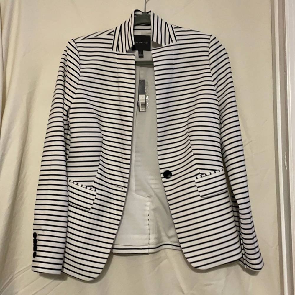 Business casual blazer